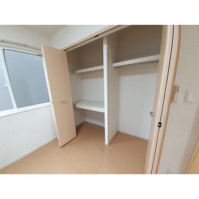 ジェルメⅠの物件内観写真