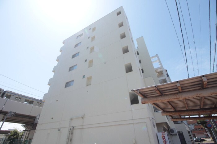 マンションさもとの物件外観写真