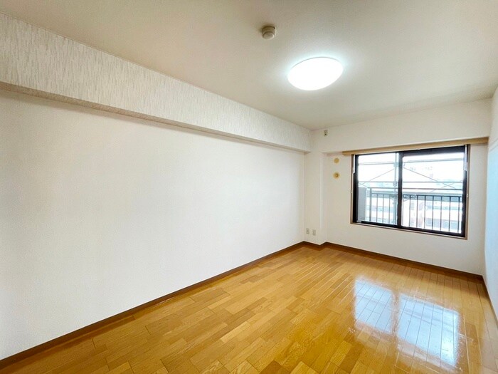 プラ－ナ泉中央の物件内観写真