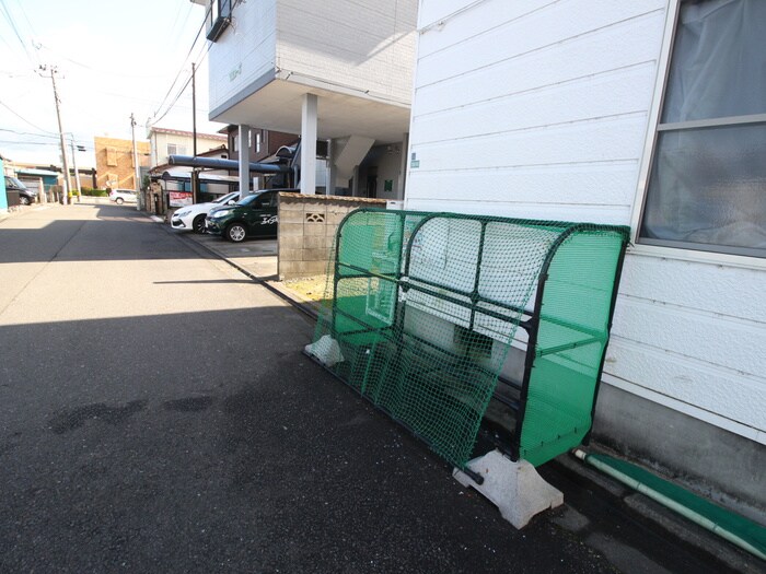 YMコーポ若林の物件外観写真