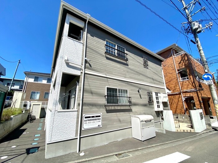 グランディール国見の物件外観写真