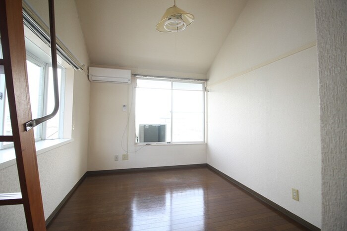 フリーダムヒル白鳥Ａ棟の物件内観写真