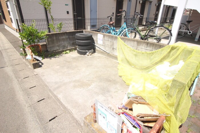 フリーダムヒル白鳥Ａ棟の物件外観写真