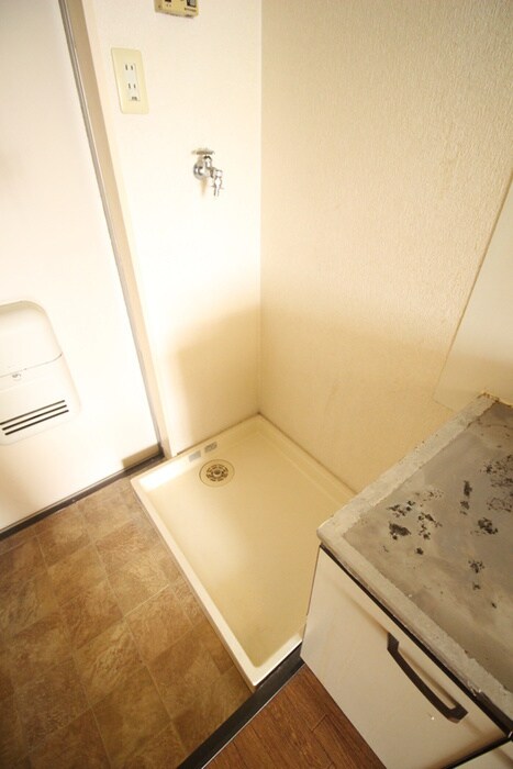 フリーダムヒル白鳥Ａ棟の物件内観写真