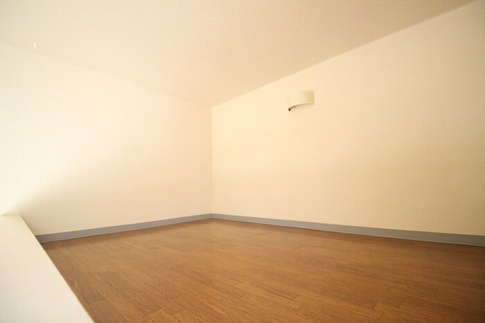 フリーダムヒル白鳥Ａ棟の物件内観写真