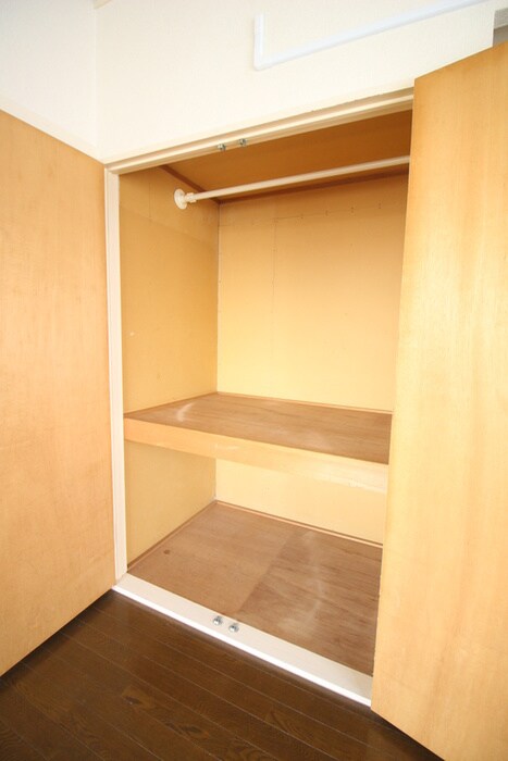 フリーダムヒル白鳥Ａ棟の物件内観写真