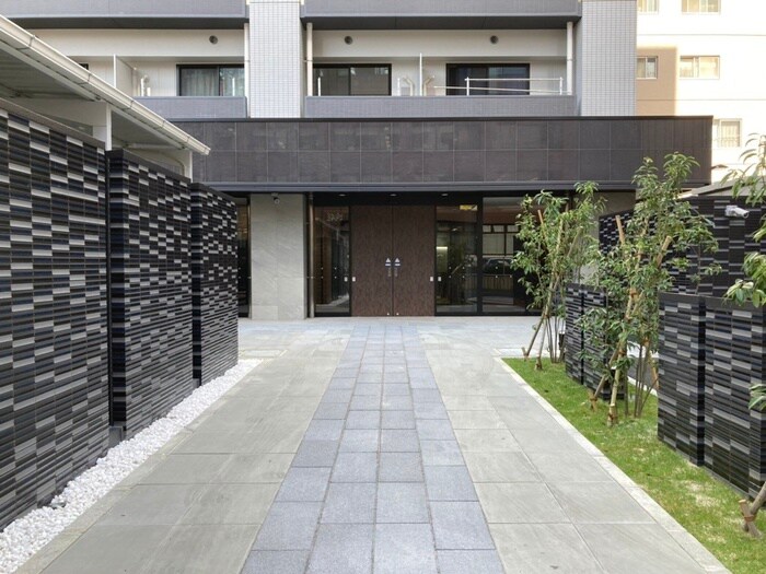 ラピスラズリ上杉の物件外観写真