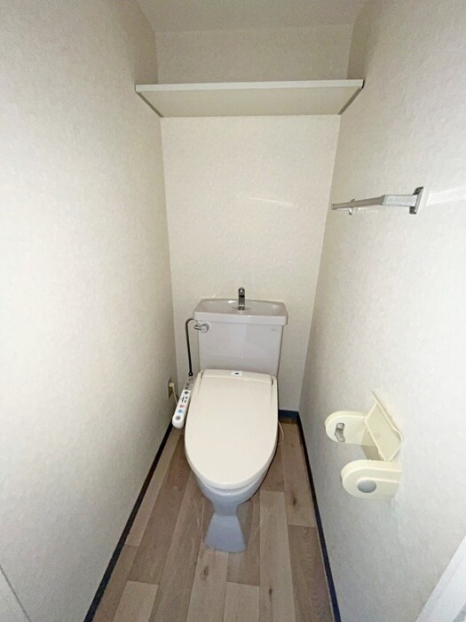 ロイヤルアニバーサリー八乙女Ⅰの物件内観写真