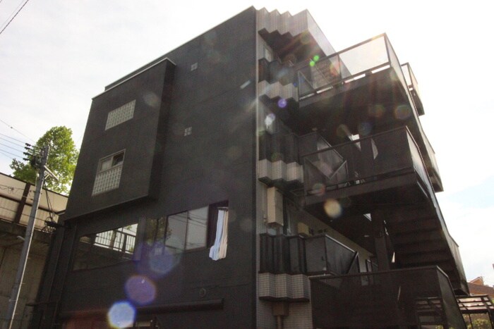 ノーブルビル黒松の物件外観写真