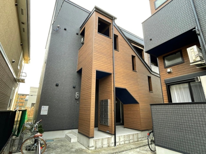 シャンテスクエア新田の物件外観写真