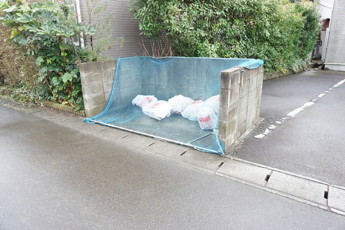 カーム高森Ⅱの物件外観写真