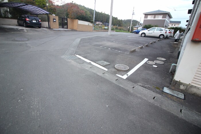 カーム高森Ⅱの物件外観写真