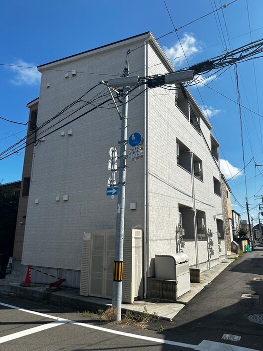 カハラ五輪の物件外観写真