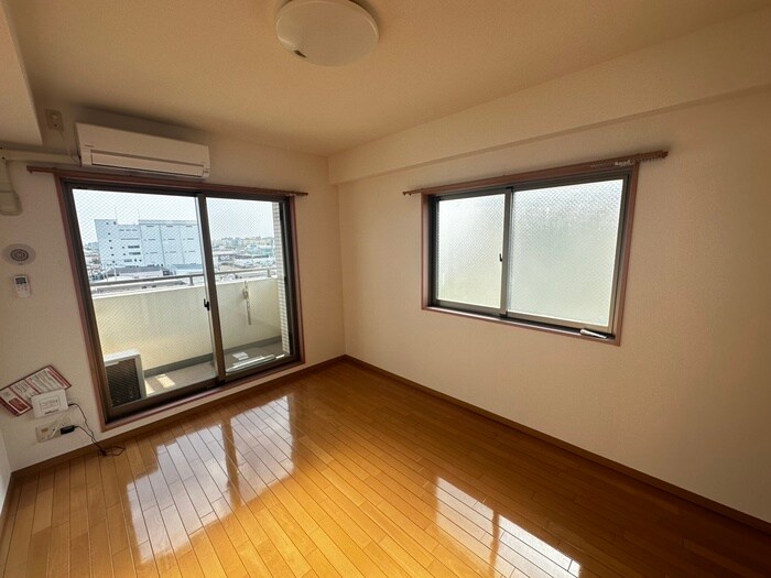 サンヴァ－リオ新田駅前Ⅱの物件内観写真