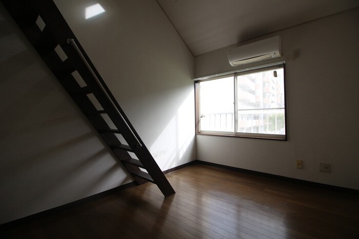 リトルガーデンの物件内観写真