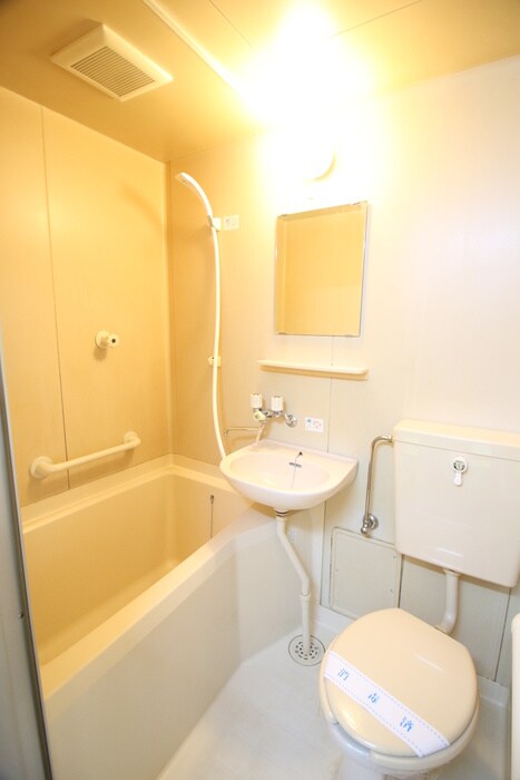 リトルガーデンの物件内観写真