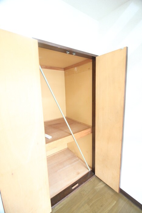 リトルガーデンの物件内観写真