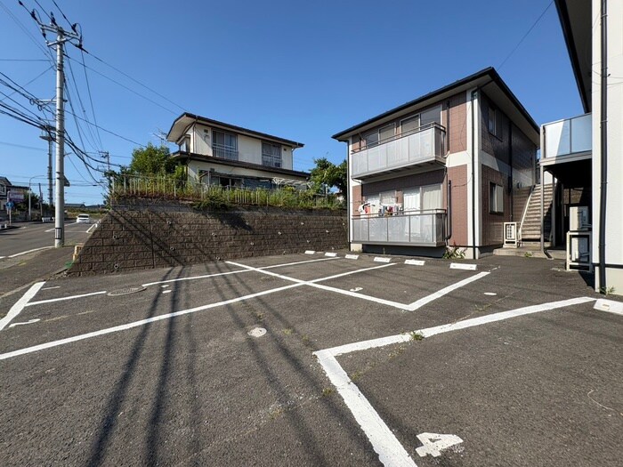 シャトルの物件外観写真