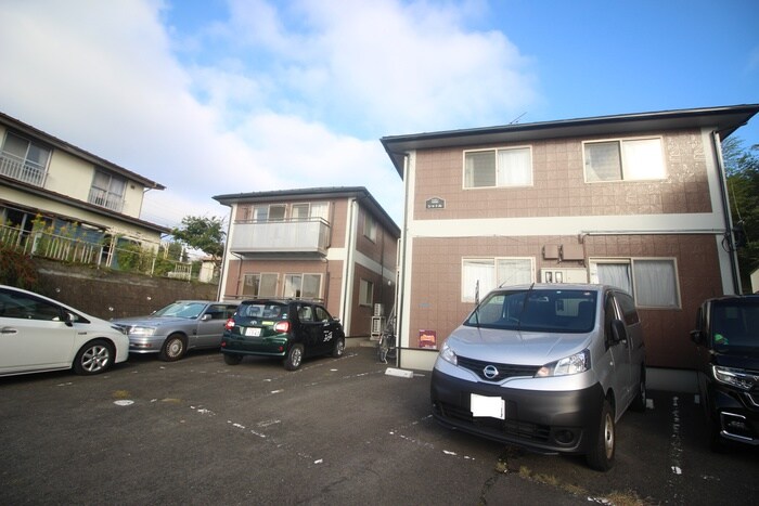 シャトルの物件外観写真