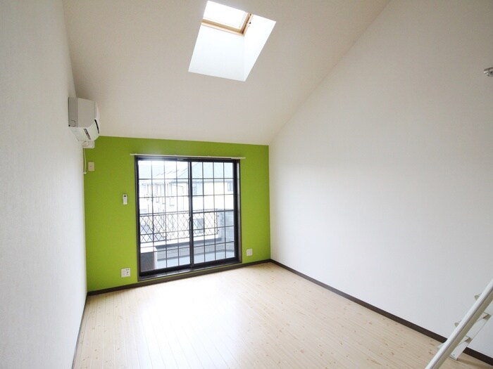 ホワイトキャッスル遠見塚14番館の物件内観写真