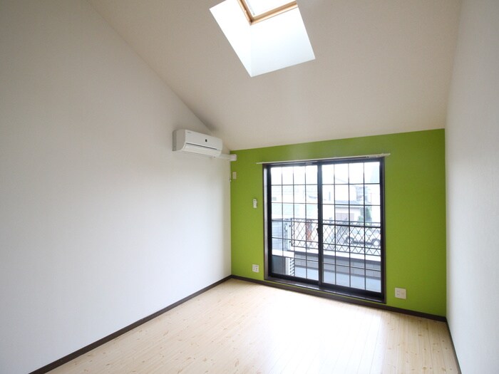 ホワイトキャッスル遠見塚14番館の物件内観写真