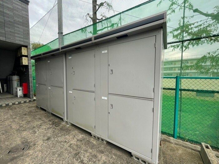 ホワイトキャッスル遠見塚14番館の物件外観写真