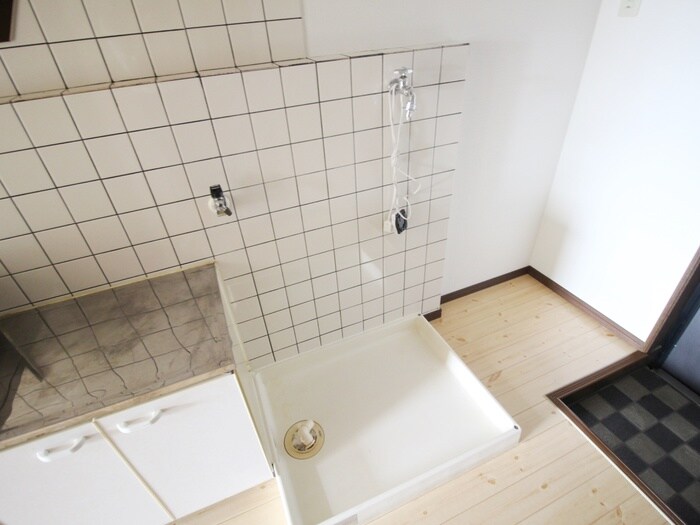 ホワイトキャッスル遠見塚14番館の物件内観写真