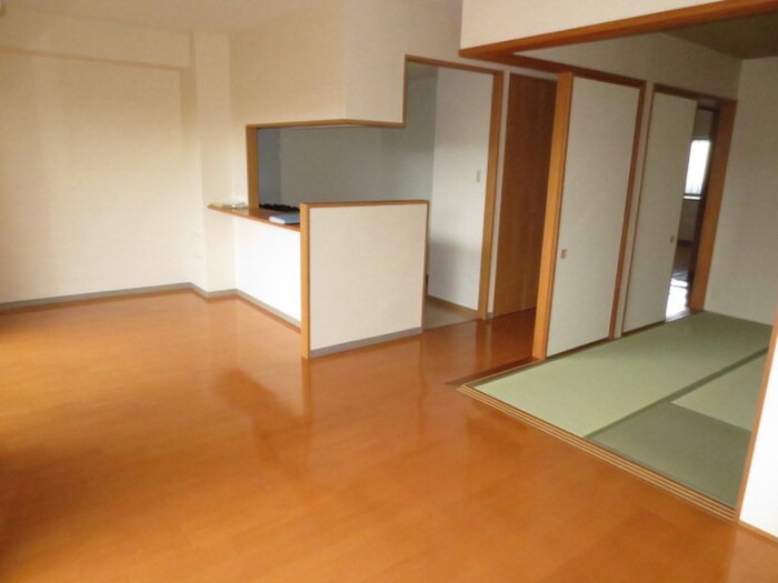 東仙台六番館の物件内観写真