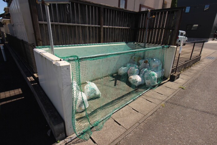 レガーロの物件外観写真