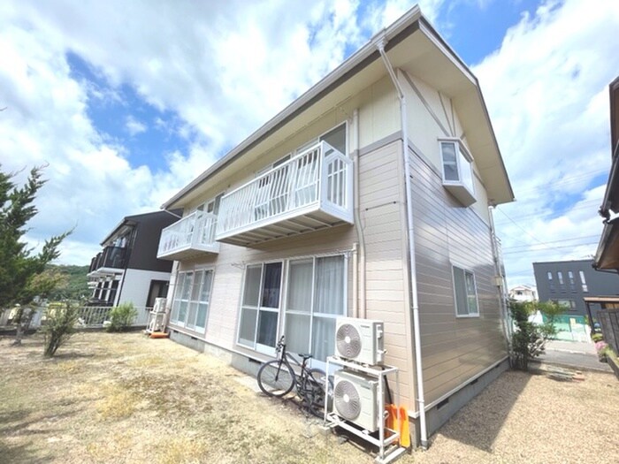 メイプルヒルズⅡの物件外観写真