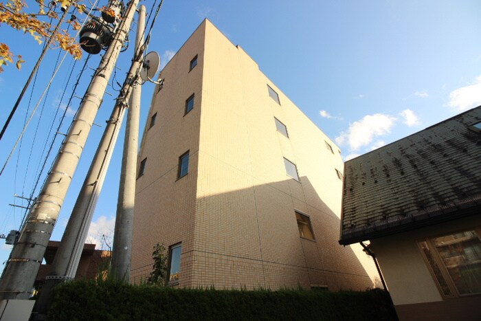 パームクレスト高森の物件外観写真