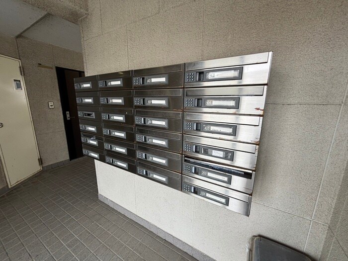 クオーレ白鳥の物件外観写真