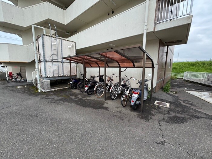 クオーレ白鳥の物件外観写真