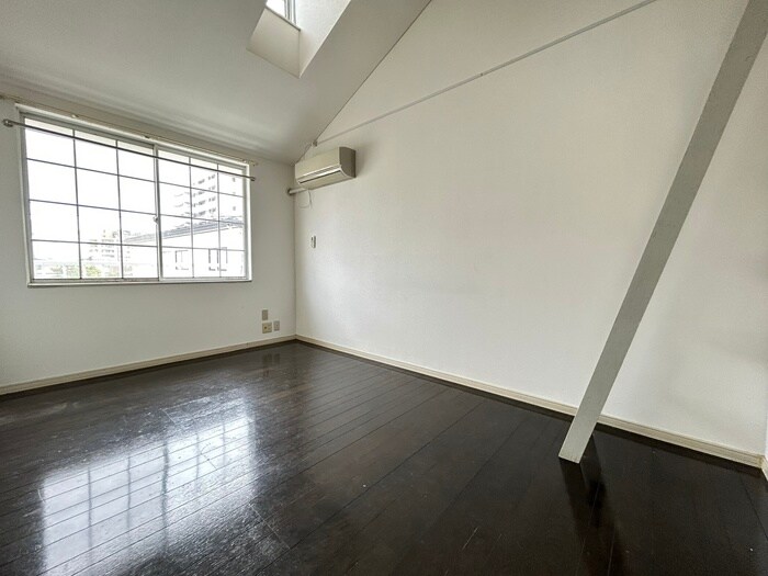 ホワイトキャッスル中倉９番館の物件内観写真