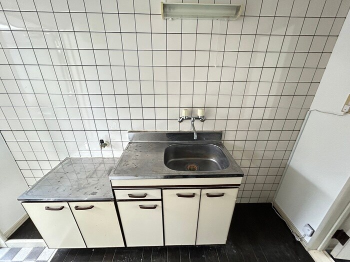 ホワイトキャッスル中倉９番館の物件内観写真