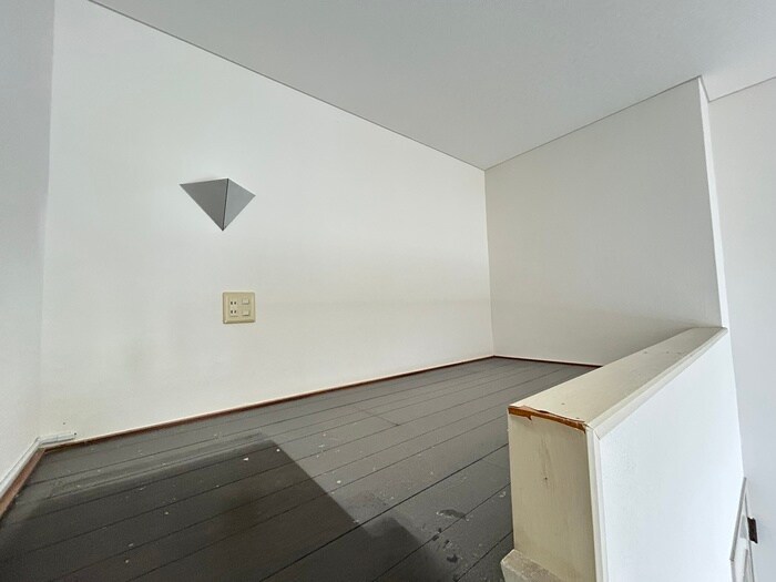 ホワイトキャッスル中倉９番館の物件内観写真