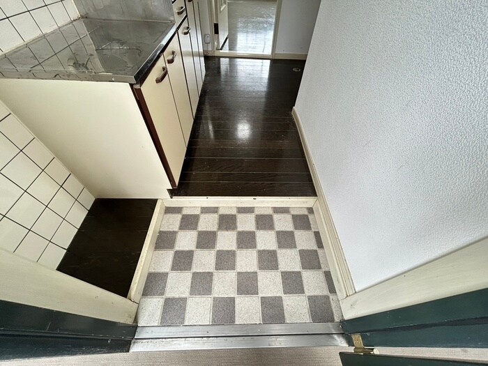 ホワイトキャッスル中倉９番館の物件内観写真