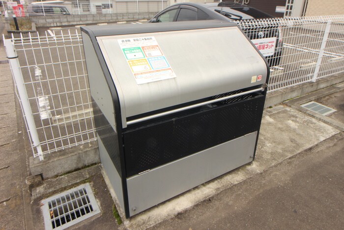 カーサ・アイリスⅣの物件外観写真