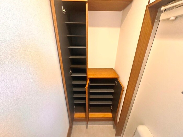 レジデンスオリーブＨの物件内観写真