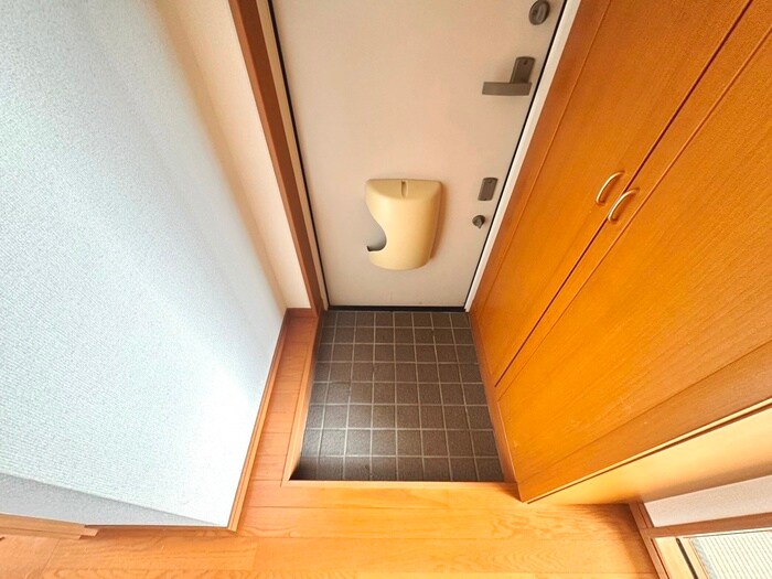 レジュウィールEの物件内観写真