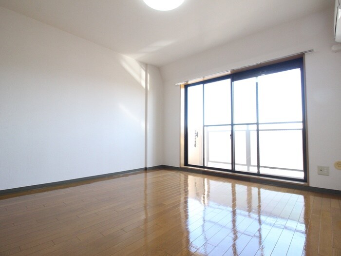 ヴィンダーバール愛の物件内観写真