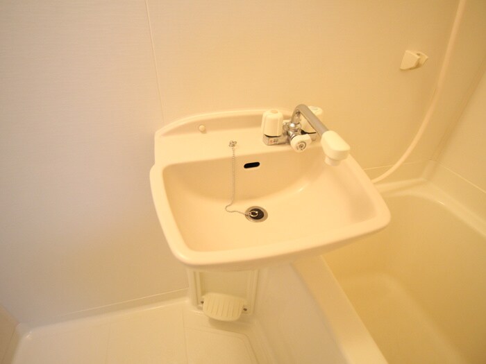 ヴィンダーバール愛の物件内観写真