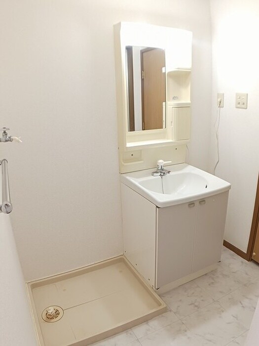 クレスト－ルＹＯＵ　Ａの物件内観写真