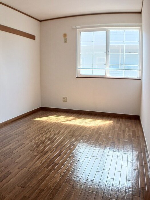 クレスト－ルＹＯＵ　Ａの物件内観写真