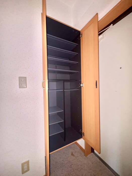 ヘリオスＩＺＵＭＩの物件内観写真