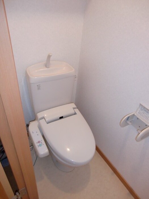 セレッソ泉中央の物件内観写真