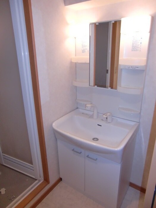 セレッソ泉中央の物件内観写真