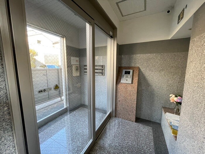 セレッソ泉中央の物件外観写真