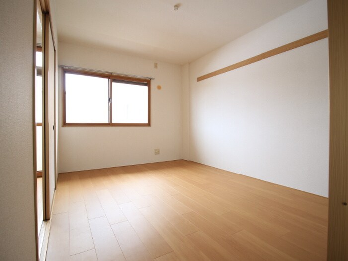 レジデンスオリーブＴの物件内観写真