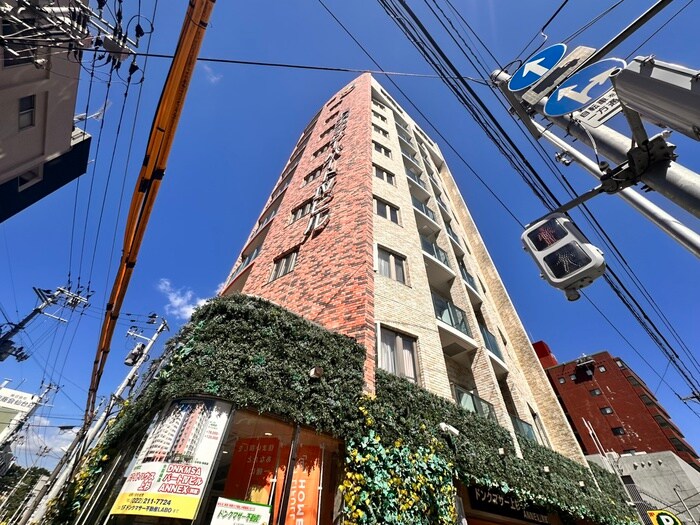 ドンクマサーパートⅣビルの物件外観写真